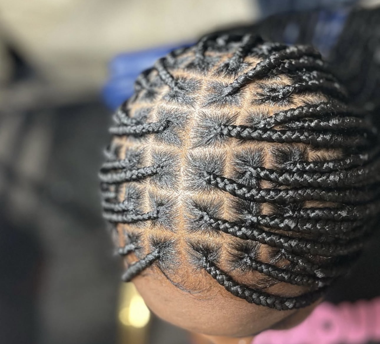 Medium Knotless